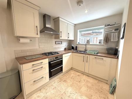 3 bedroom Semi-detached house for sale in Lovatt Close, Stretton, Burton-On-Trent
