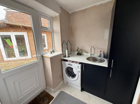 3 bedroom Semi-detached house for sale in Lovatt Close, Stretton, Burton-On-Trent