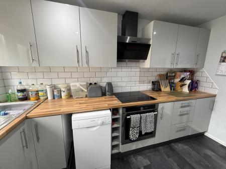 3 bedroom Semi-detached house for sale in Field Lane, Burton-On-Trent