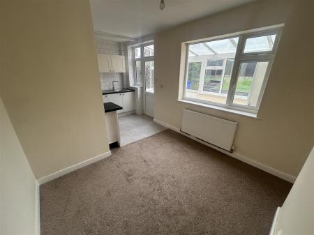 3 bedroom Semi-detached house for sale in Greenwood Road, Burton-On-Trent