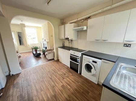 2 bedroom Terraced House to let in Stanton Road, Burton Upon Trent, Stapenhill, DE15
