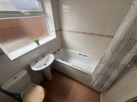 2 bedroom Semi-detached bungalow for sale in Marlborough Crescent, Burton-On-Trent