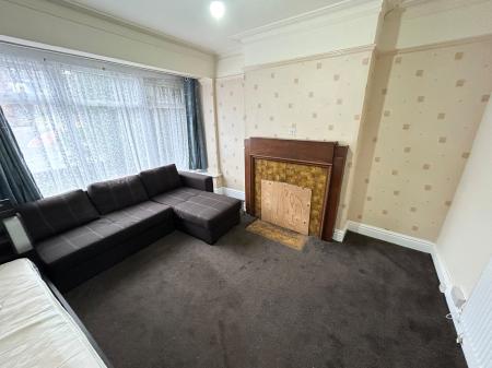 3 bedroom Terraced House to let in Belvedere Road, Staffordshire, Burton upon Trent, DE13