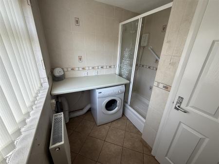 2 bedroom End of terrace house for sale in Calais Road, Burton-On-Trent