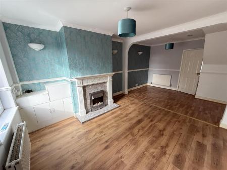 2 bedroom Terraced House to let in Stanton Road, Burton Upon Trent, Stapenhill, DE15