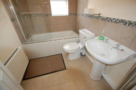 3 bedroom House to let in Goodman Street, Burton upon Trent, DE14