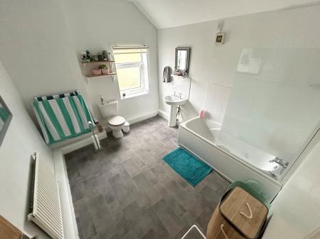 2 bedroom House to let in King Street, Burton upon Trent, DE14