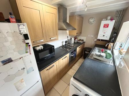 2 bedroom House to let in King Street, Burton upon Trent, DE14