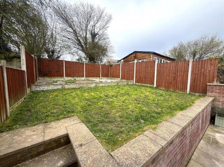 2 bedroom Semi-detached house for sale in Salisbury Drive, Midway, Swadlincote
