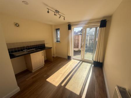 2 bedroom Town house for sale in Grants Yard, Burton-On-Trent