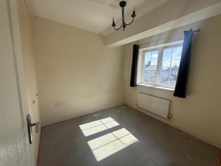 2 bedroom Town house for sale in Grants Yard, Burton-On-Trent