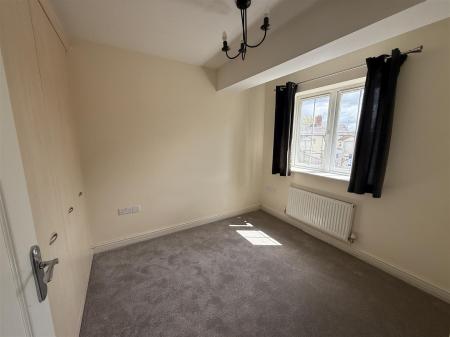 2 bedroom Town house for sale in Grants Yard, Burton-On-Trent