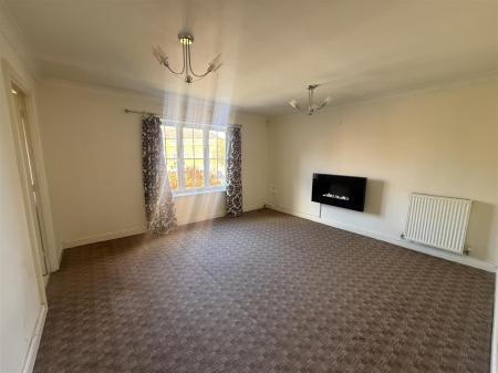 2 bedroom Town house for sale in Grants Yard, Burton-On-Trent