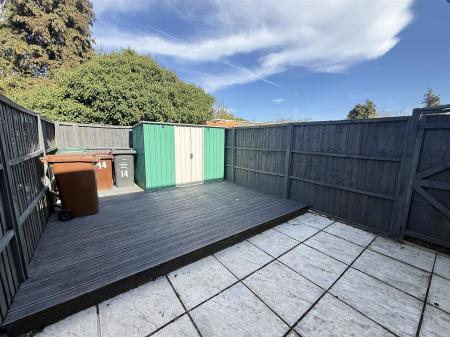 2 bedroom Semi-detached house for sale in Rose Tree Lane, Newhall, Swadlincote