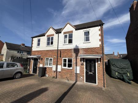 Rose Tree Lane, Newhall, Swadlincote