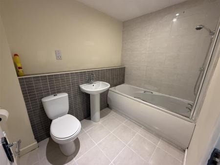 2 bedroom Semi-detached house for sale in Rose Tree Lane, Newhall, Swadlincote