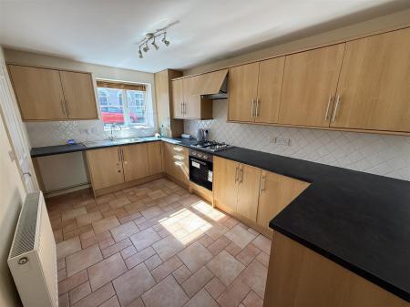 2 bedroom Semi-detached house for sale in Rose Tree Lane, Newhall, Swadlincote