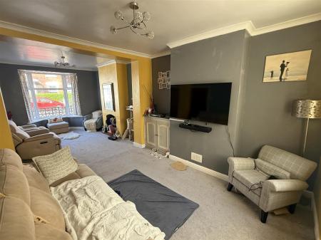 2 bedroom Terraced House for sale in Shobnall Street, Burton-On-Trent