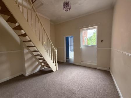 2 bedroom Terraced House for sale in Horninglow Road, Burton-On-Trent