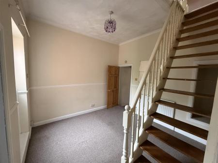 2 bedroom Terraced House for sale in Horninglow Road, Burton-On-Trent