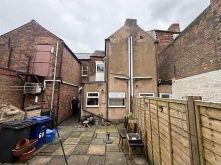 2 bedroom Terraced House for sale in Horninglow Road, Burton-On-Trent