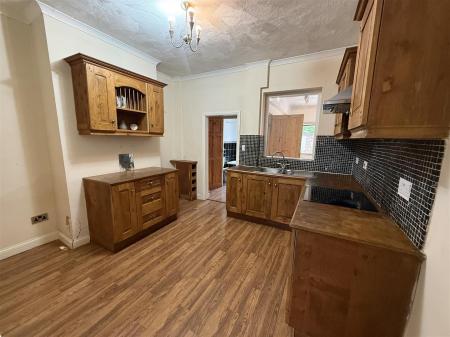 2 bedroom Terraced House for sale in Horninglow Road, Burton-On-Trent
