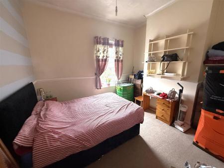 2 bedroom Terraced House for sale in Horninglow Road, Burton-On-Trent