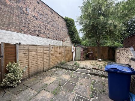 2 bedroom Terraced House for sale in Horninglow Road, Burton-On-Trent