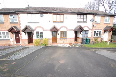 2 bedroom House to let in Wyedale, Church Gresley, DE11