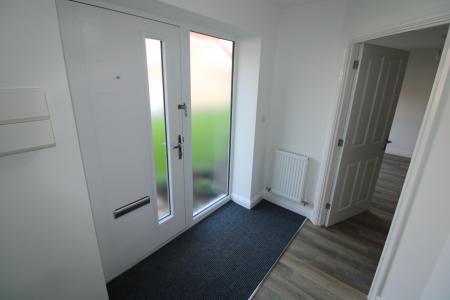 2 bedroom Town house to let in Fairfields, Burton Upon Trent, Branston, DE14