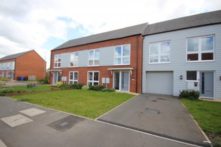 2 bedroom Town house to let in Fairfields, Burton Upon Trent, Branston, DE14