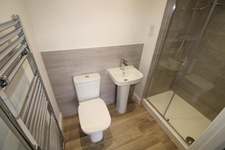 2 bedroom Town house to let in Fairfields, Burton Upon Trent, Branston, DE14