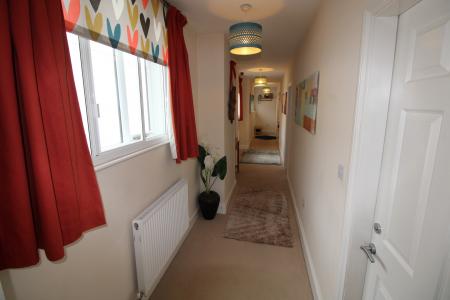 2 bedroom Flat to let in Lichfield Street, Staffordshire, Burton upon Trent, DE14