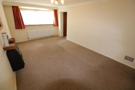 2 bedroom Flat to let in St Peters Court, Burton Upon Trent, Stapenhill, DE15