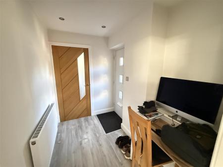 1 bedroom Apartment for sale in Dunstall Road, Barton Under Needwood, Burton-On-Trent