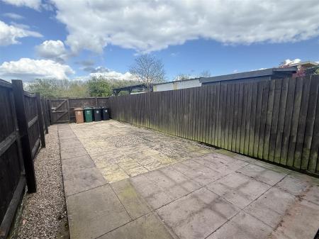 2 bedroom Town house for sale in Goseley Avenue, Hartshorne, Swadlincote