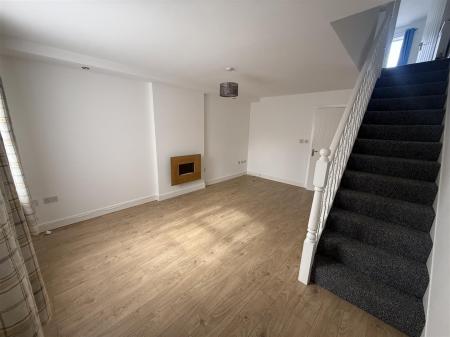 2 bedroom Town house for sale in Goseley Avenue, Hartshorne, Swadlincote