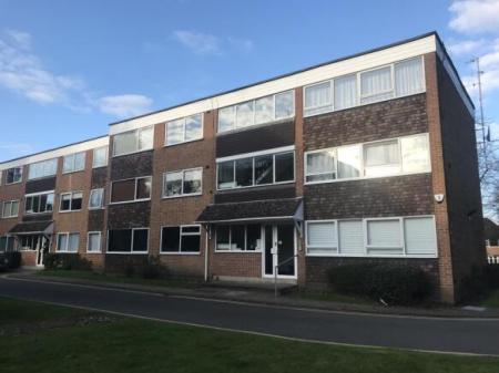 2 bedroom Flat to let in Lichfield Road, Sutton Coldfield, Four Oaks, B74