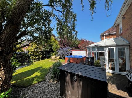 4 bedroom Detached house for sale in Maple Way, Branston, Burton-On-Trent