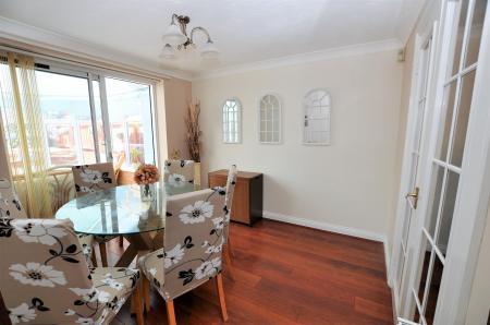 4 bedroom Detached house for sale in Maple Way, Branston, Burton-On-Trent
