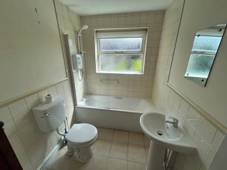 3 bedroom Terraced House to let in Blackpool St, Staffordshire, Burton upon Trent, DE14