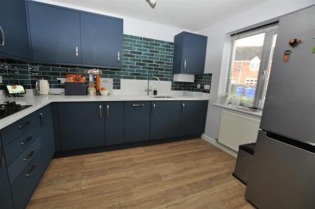 3 bedroom Semi-detached house for sale in Hevea Road, Burton-On-Trent