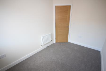 3 bedroom House to let in Hazelwell Avenue, Burton upon Trent, DE14