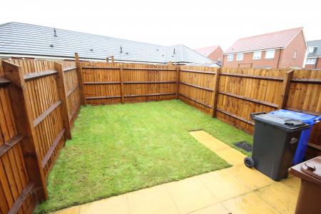 3 bedroom House to let in Hazelwell Avenue, Burton upon Trent, DE14