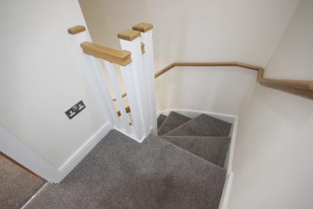 3 bedroom House to let in Hazelwell Avenue, Burton upon Trent, DE14