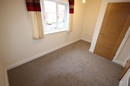 3 bedroom House to let in Hazelwell Avenue, Burton upon Trent, DE14