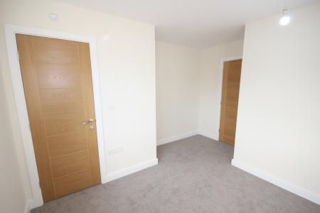 3 bedroom House to let in Hazelwell Avenue, Burton upon Trent, DE14