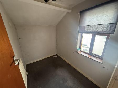 3 bedroom Terraced House for sale in Broadway Street, Burton-On-Trent