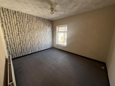 2 bedroom Terraced House for sale in Waterloo Street, Burton-On-Trent