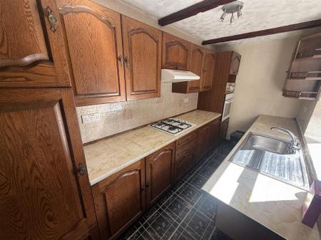 2 bedroom Terraced House for sale in Waterloo Street, Burton-On-Trent